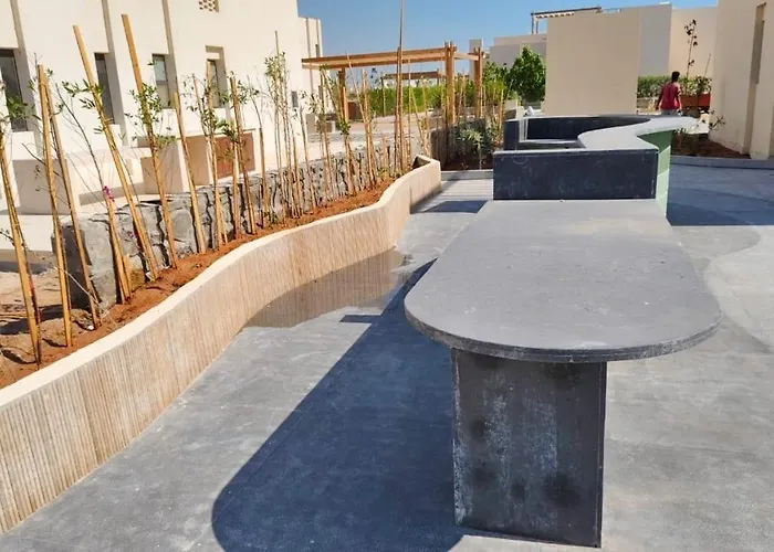 Shedwan 3 Bed And Nanny Townhouse Villa *