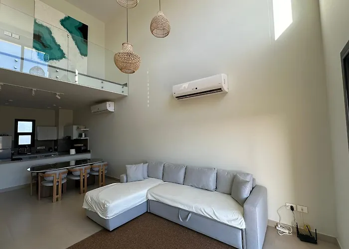 Shedwan 3 Bed And Nanny Townhouse Villa *