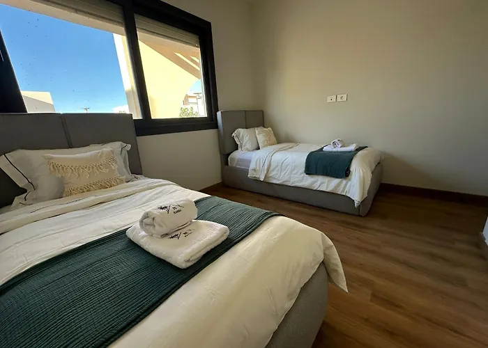Shedwan 3 Bed And Nanny Townhouse *