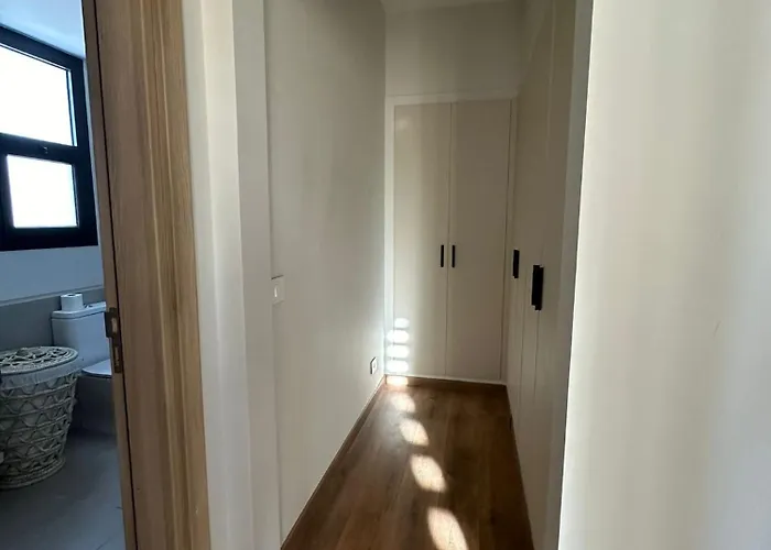 Shedwan 3 Bed And Nanny Townhouse Villa *